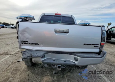 2013 Toyota Tacoma Prerunner V6 из США, поврежденный, VIN 3TMKU4HN2DM035324